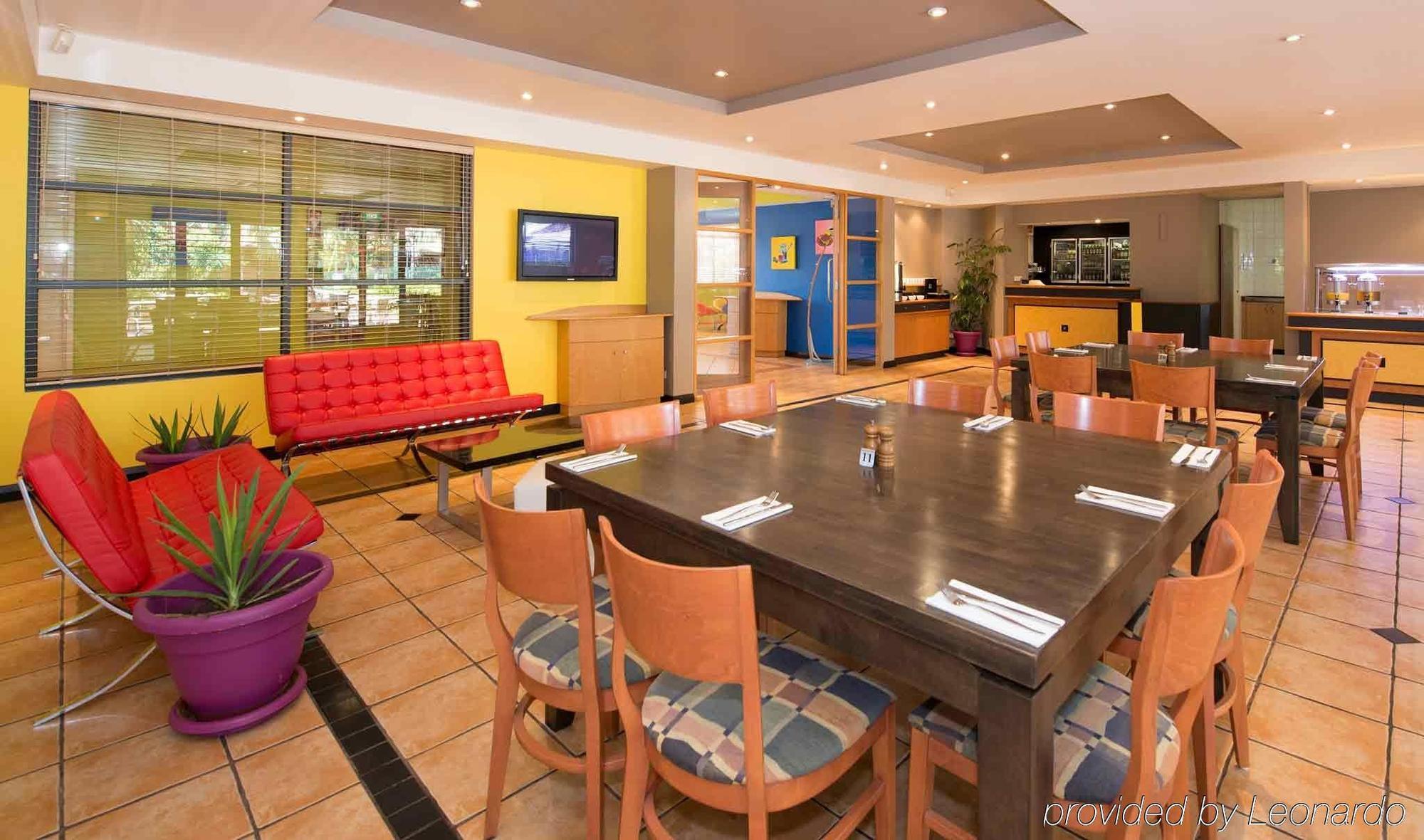 The Cambridge Kununurra Otel Dış mekan fotoğraf