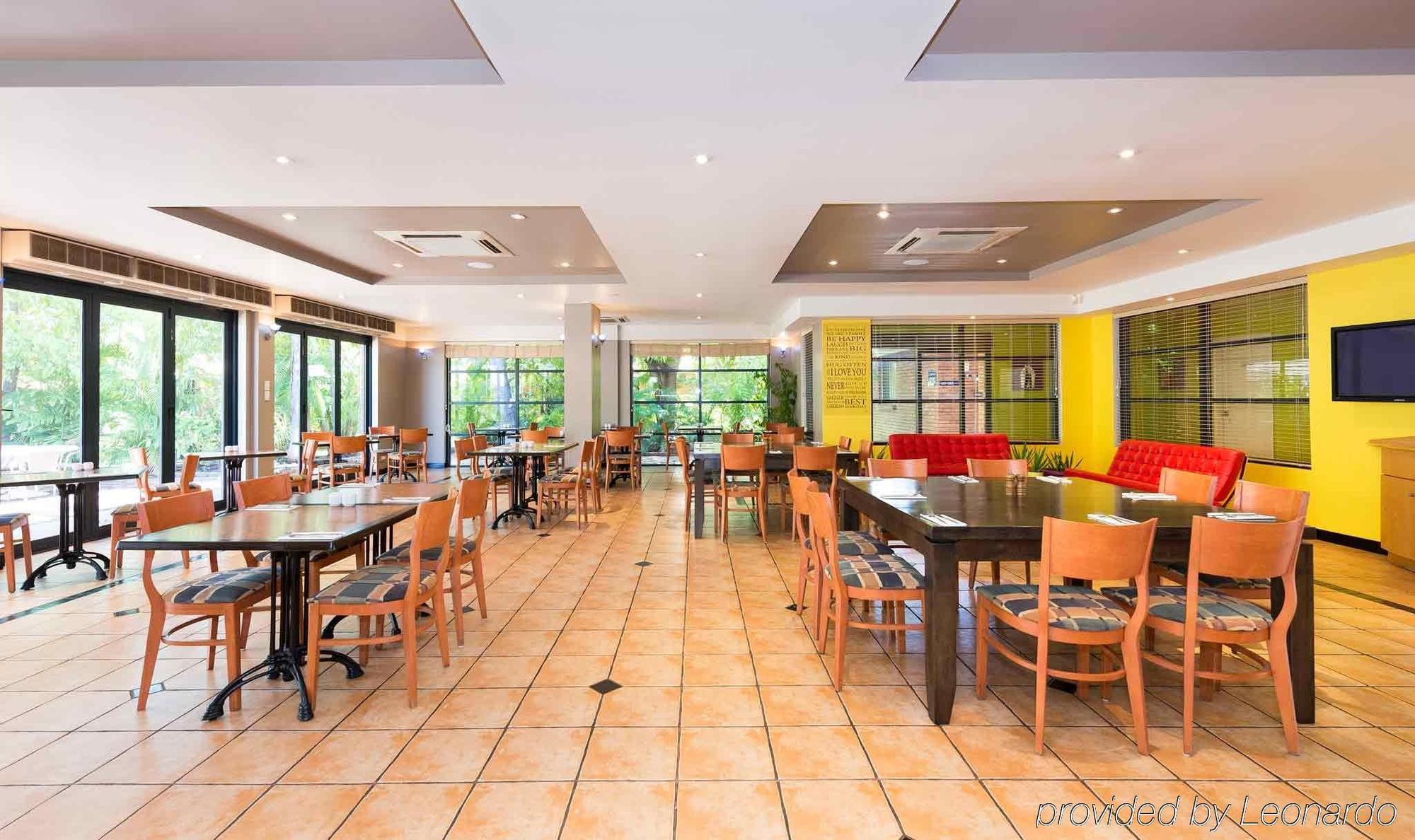 The Cambridge Kununurra Otel Dış mekan fotoğraf